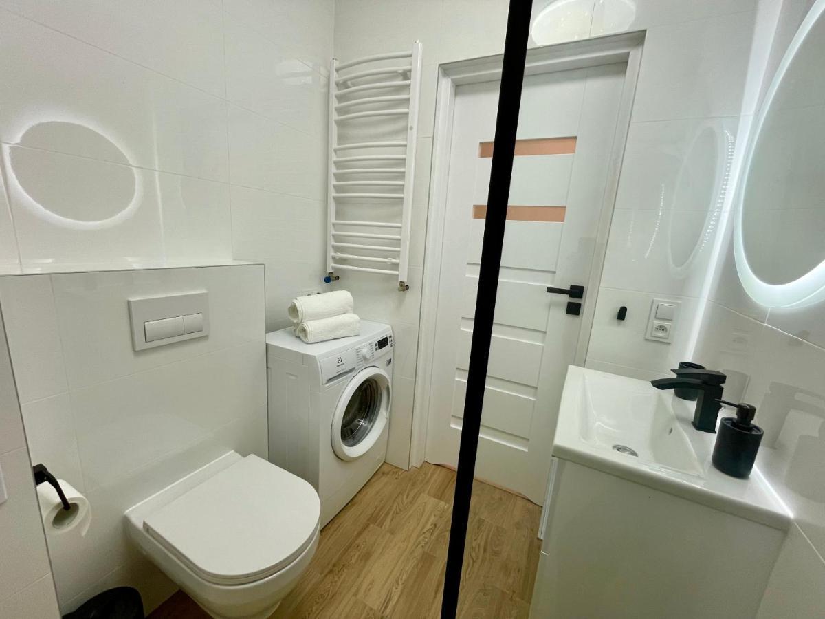 Apartament Jak Marzenie ウストシキ・ドルネ エクステリア 写真